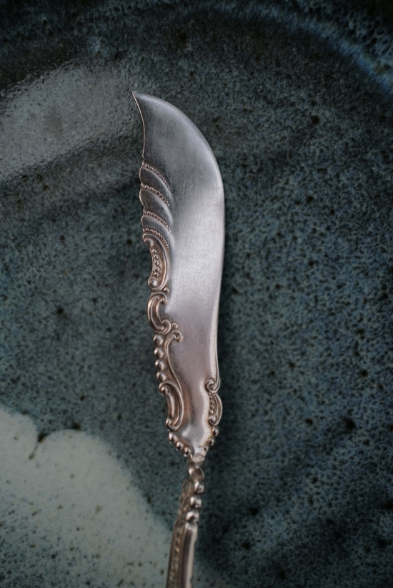 23j002 the HANDLEt Hardware Stocks